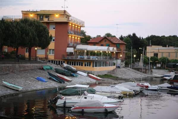 Hotel Capri Lesa Exterior foto