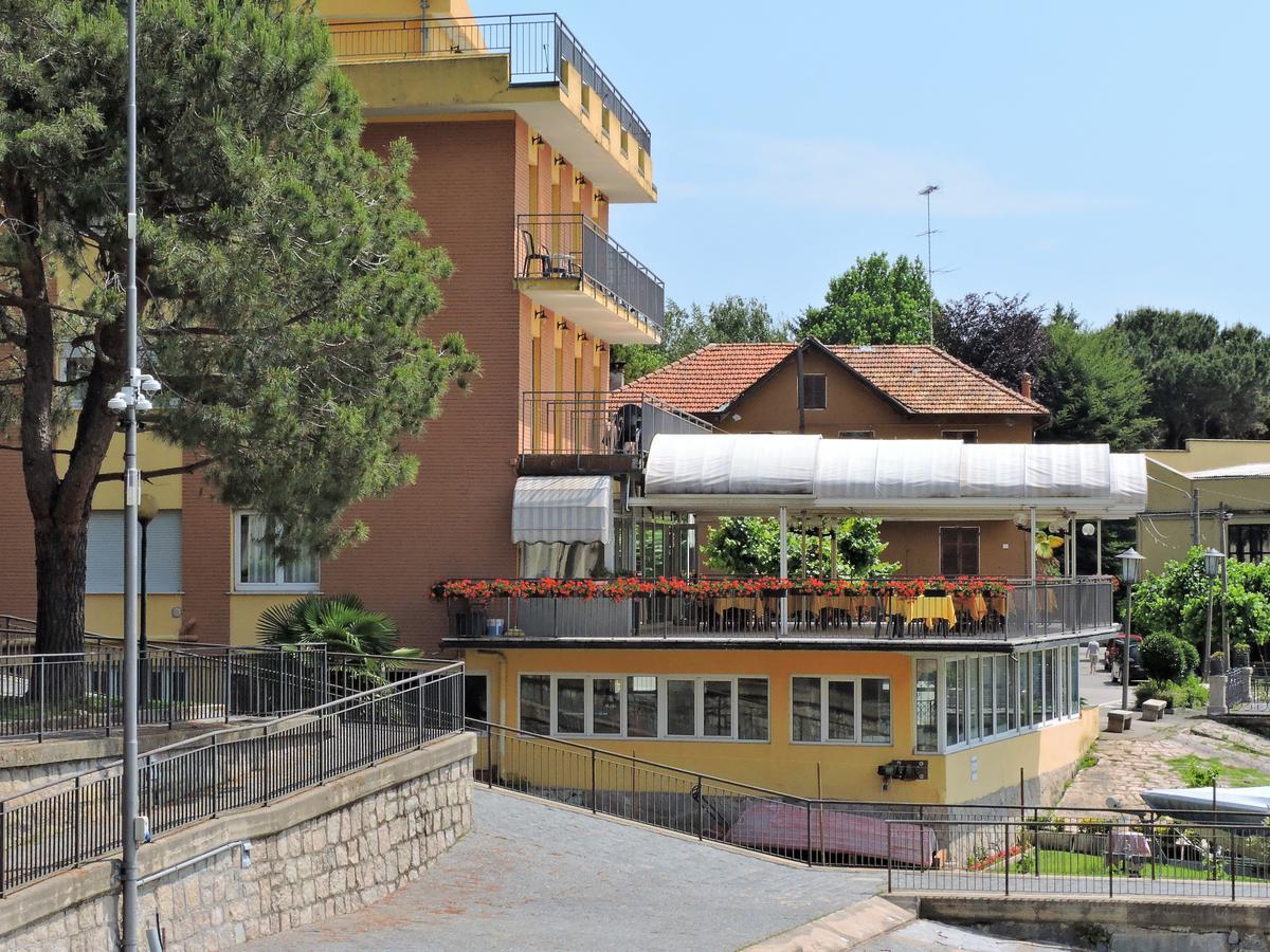 Hotel Capri Lesa Exterior foto